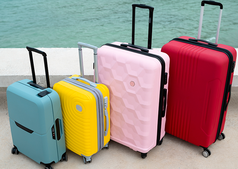 qik color suitcases